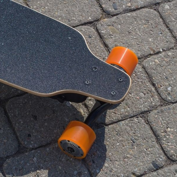 What You Need To Know Before Buying an Electric Skateboard