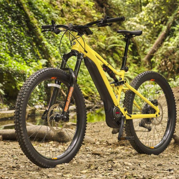 The Differences Between E-Bikes and Hybrid E-Bikes