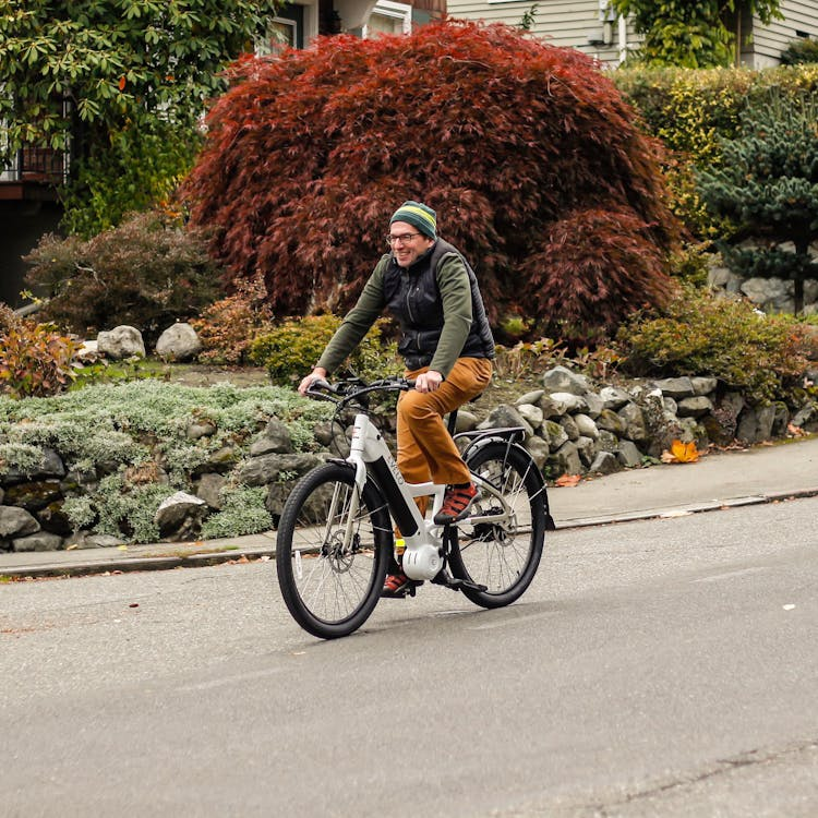 Rider commuting through city streets