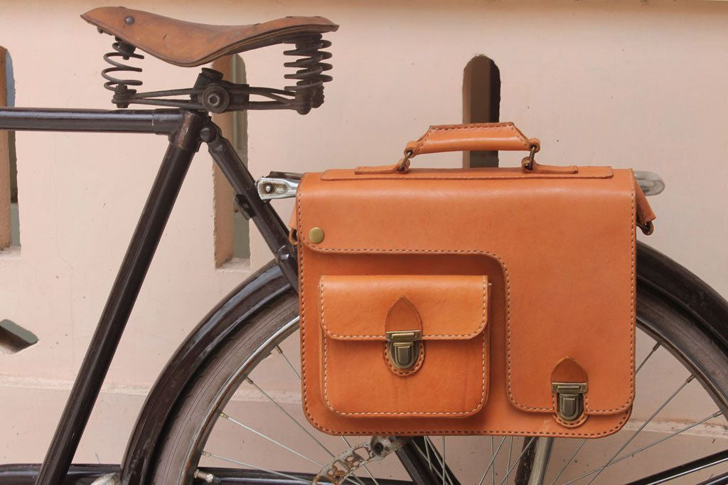 bicycle backpack leather bike "Mauro G." at Gusti Leder.de Agile and comfortably mounted Leather Bicycle Bags