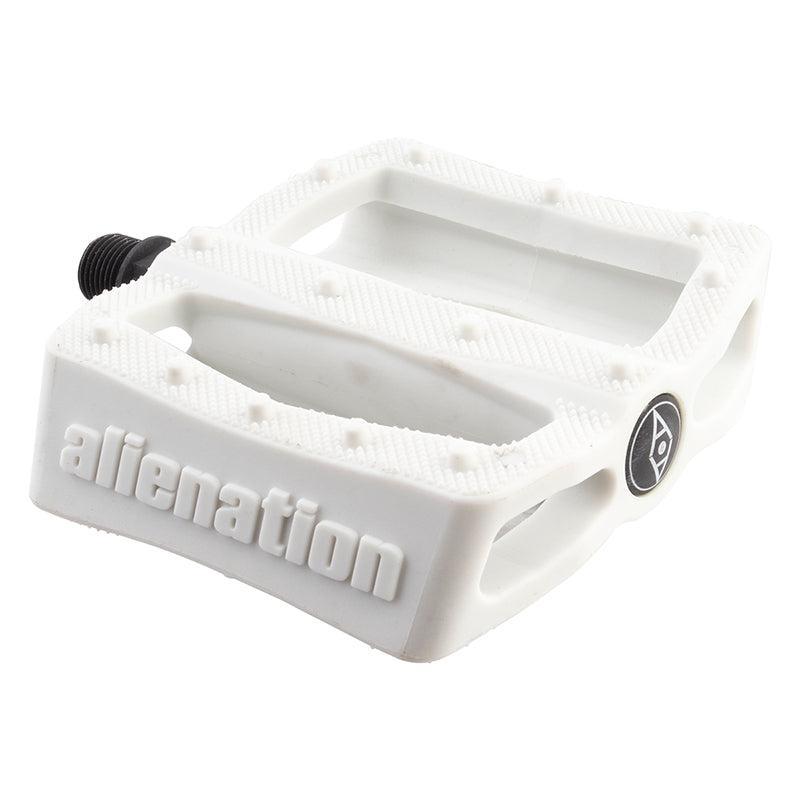 Alienation Effects 9/16` White Composite 90x99x23mm
