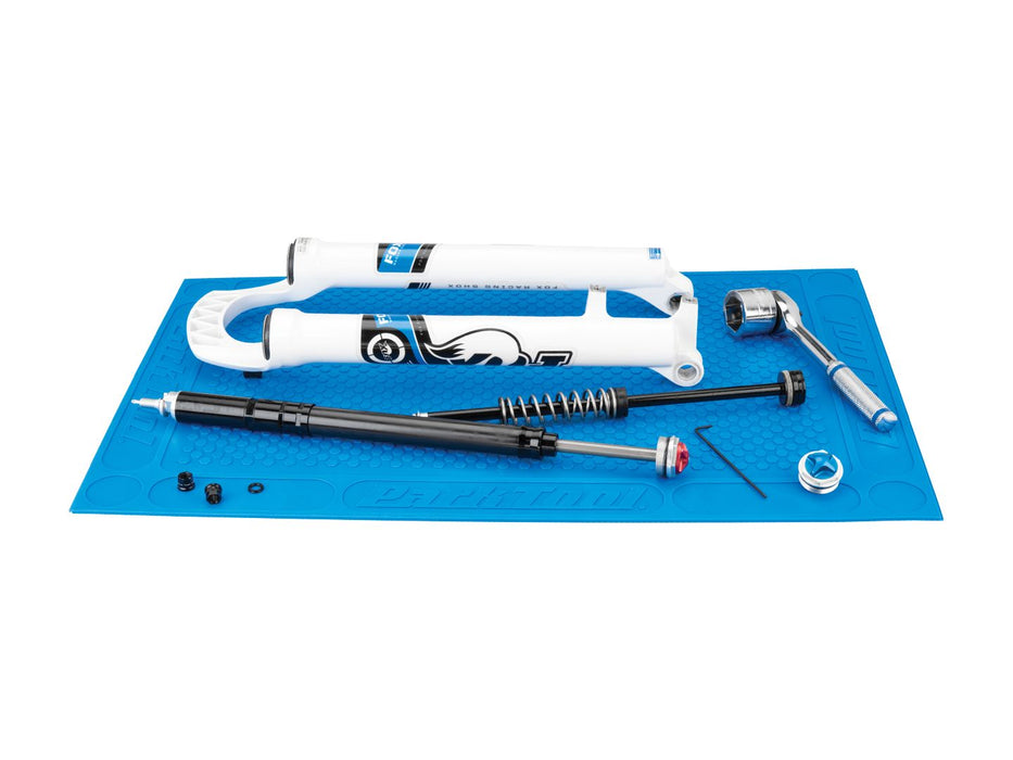 Park OM-2 Bench Mat - 15" x 24.5" Blue