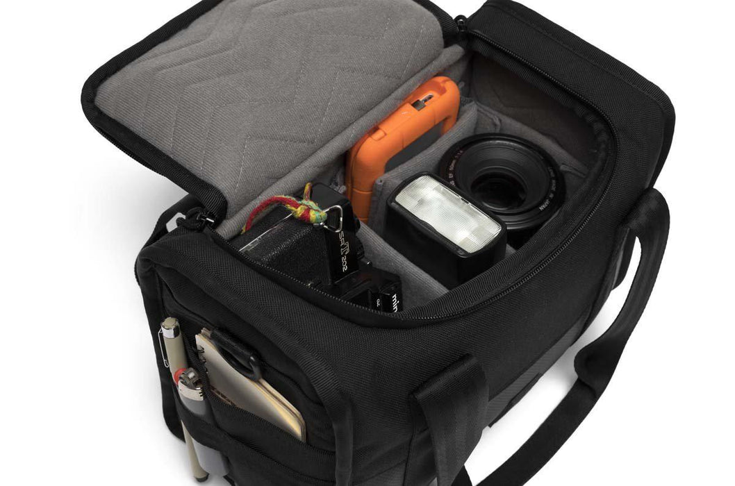 Chrome Niko Hold Camera Bag-Voltaire Cycles