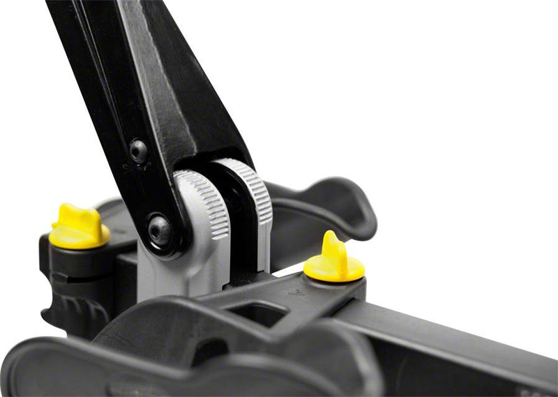 Saris Freedom Hitch Rack: 2 Bike, Universal Hitch-Voltaire Cycles