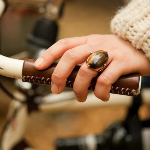Walnut Studiolo City Grips-Voltaire Cycles