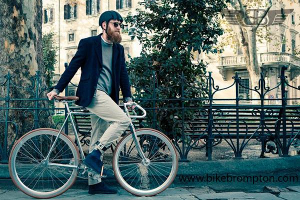 Brooks Carrera Foldable Bicycle Helmet - Dark Blue/Grey Tartan-Voltaire Cycles