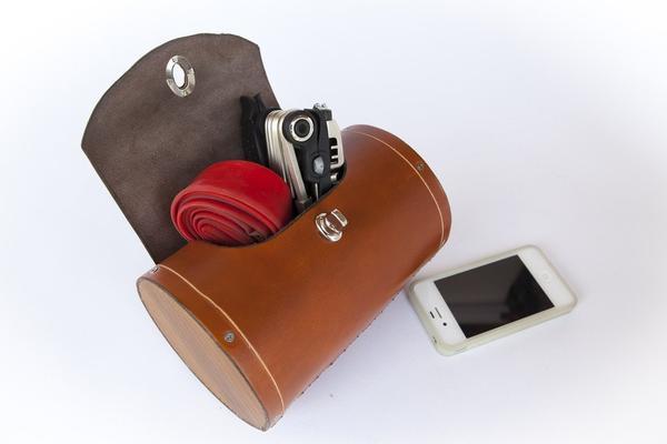Walnut Studiolo Barrel Bag for Bicycle Handlebar or Saddle-Voltaire Cycles